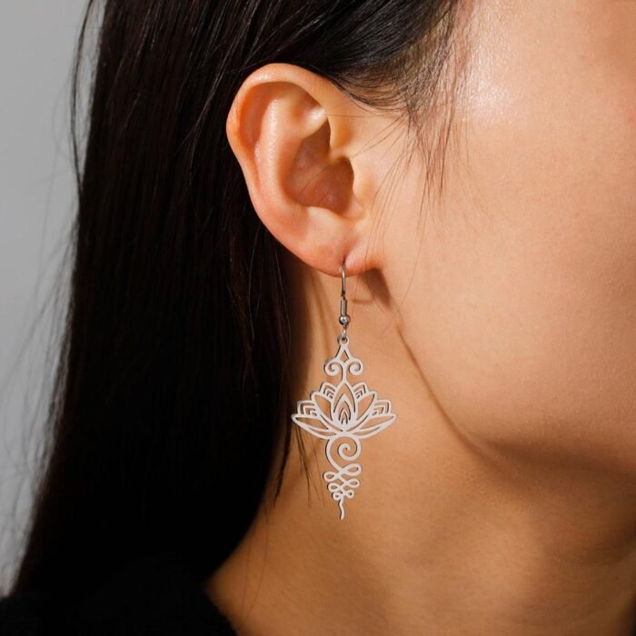 Boucles d'Oreilles Lotus Unalome - Élévation spirituelle et paix intérieure -  by Fit Calm - Best Seller, boucles d'oreilles, lotus unalome, NOUVEAUTES DE NOVEMBRE
