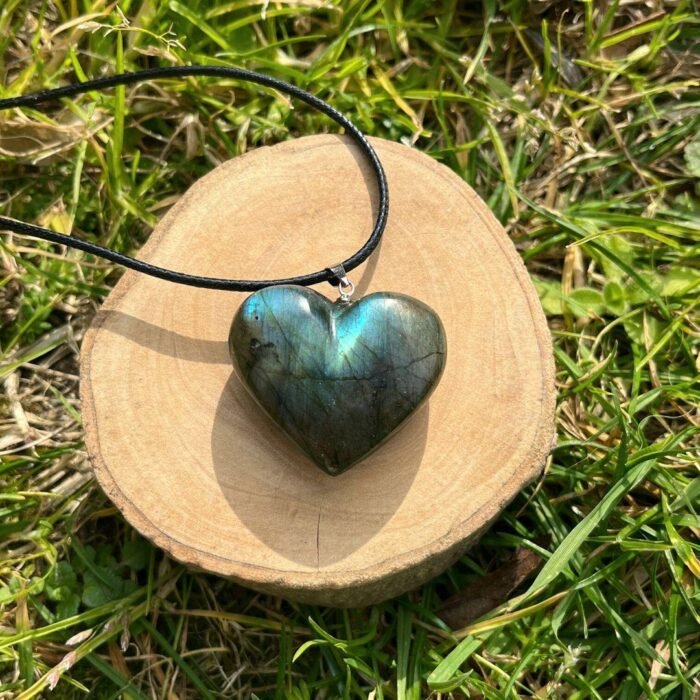 Labradorite Heart Pendant - by Fit Calm - best, Kopy, Labradorite, Pendant