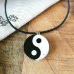 Pendentif "Yin-Yang" en Howlite & Obsidienne Noire -  by Fit Calm - best, Howlite, Kopy, Obsidienne noire, Pendentif
