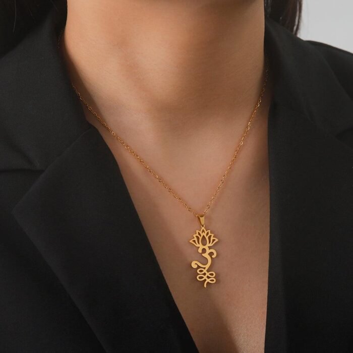 Pendentif "Unalome OM" -  by Fit Calm - Kopy, lotus, lotus unalome, NOUVEAUTES MAI, om, Pendentif