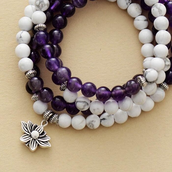 Bracelet Mala "Fleur de Lotus" en Améthyste & Howlite -  by Fit Calm - Améthyste, Bracelets, Collier Mala, Howlite, malas, multi-pierres, multi-tours, NOUVEAUTES JANVIER