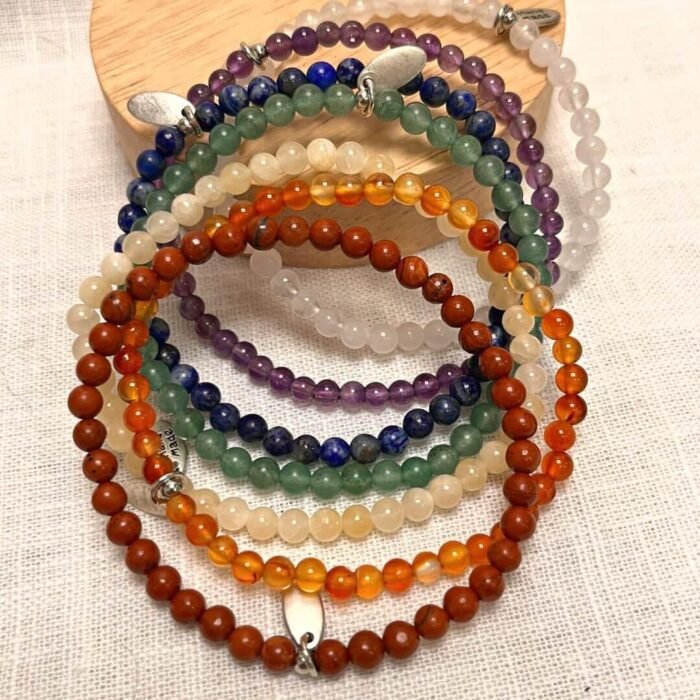 Ensemble "Ouverture des 7 Chakras" en Pierres Naturelles -  by Fit Calm - 7 chakras, Améthyste, Aventurine verte, Bracelet, Bracelets, calcite jaune, chakras, cornaline, ensemble, Jaspe rouge, lapis lazuli, NOUVEAUTES DE JUIN, Quartz Blanc, taille