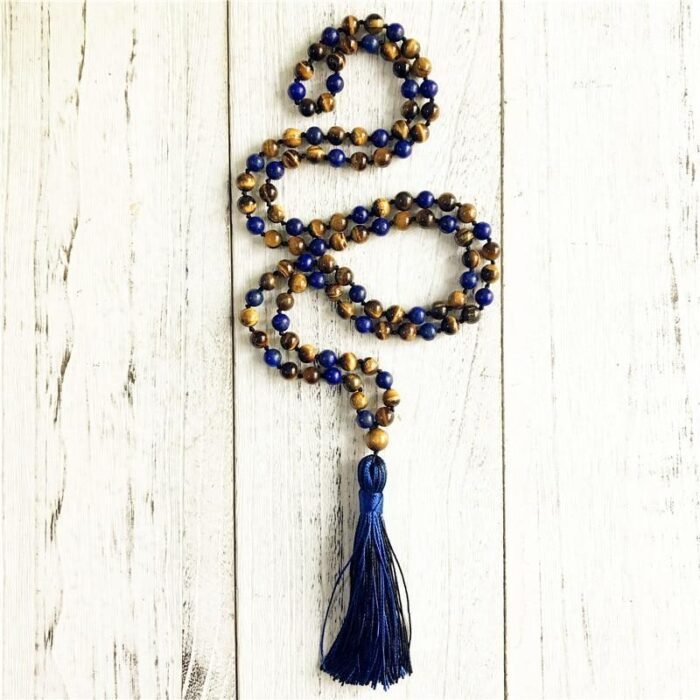 Collier Mala "Protection & Communication" en Lapis Lazuli & Oeil de Tigre -  by Fit Calm - confiance en soi, expression, Lapis Lazuli, Mala, Oeil de tigre, protection