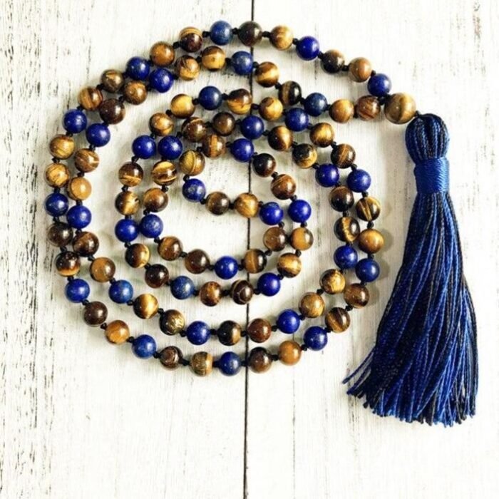 Collier Mala "Protection & Communication" en Lapis Lazuli & Oeil de Tigre -  by Fit Calm - confiance en soi, expression, Lapis Lazuli, Mala, Oeil de tigre, protection