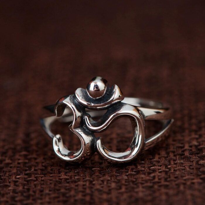 Bague Ajustable "Om" en Argent -  by Fit Calm - Bague, Kopy, om