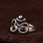 Bague Ajustable "Om" en Argent -  by Fit Calm - Bague, Kopy, om